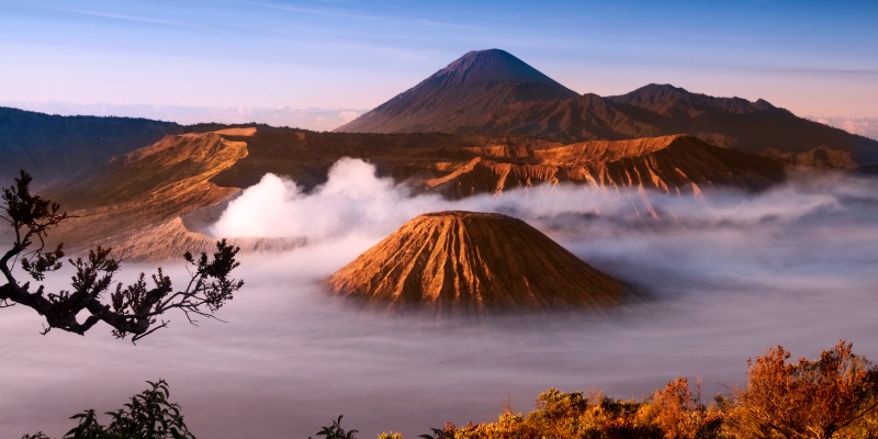 indonesia volcano